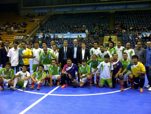 Duel Para Legenda Futsal Warnai Final Four