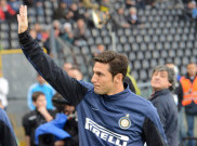 Penghormatan Terakhir Totti untuk Zanetti