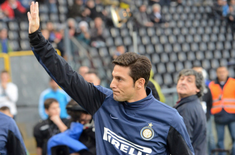 Penghormatan Terakhir Totti untuk Zanetti