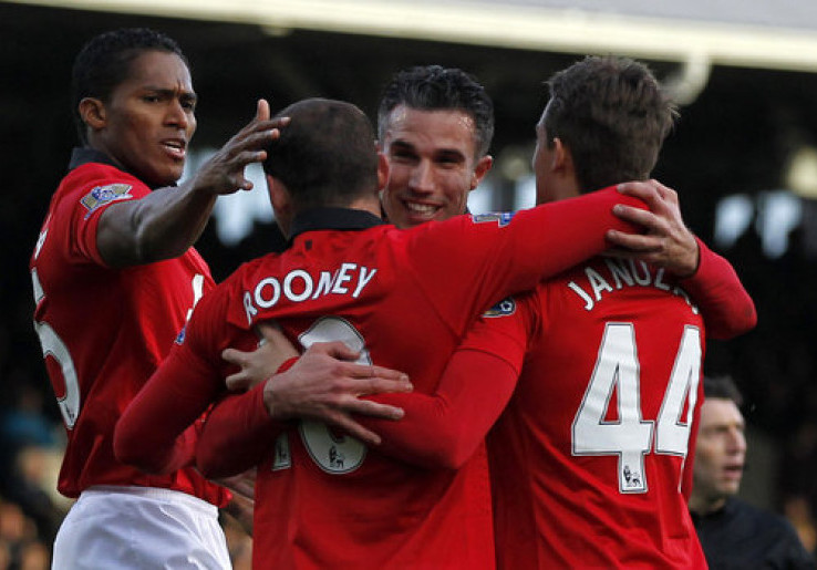 Setan Merah Tertawa di Craven Cottage