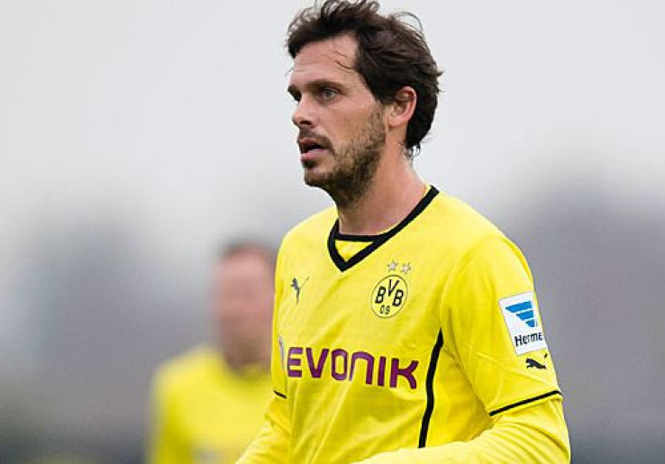 Krisis Bek, Dortmund Rekrut Manuel Friedrich