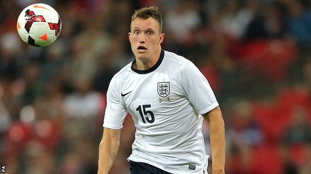 Cedera, Jones Absen Hadapi Jerman