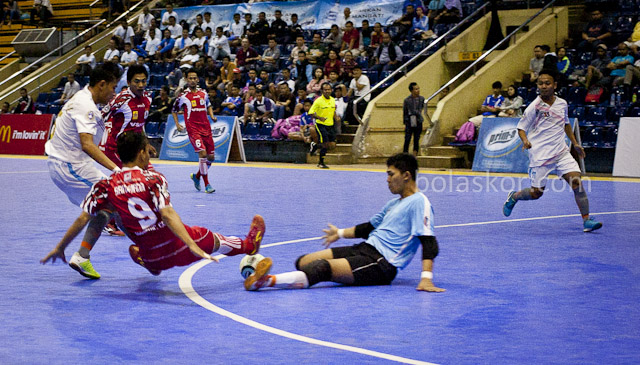 IFL 2013 : Paruh Babak, Electric Cosmo dan Tifosi Baskhara Masih Setara