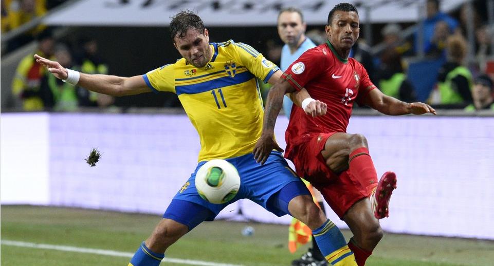 Paruh Babak Swedia dan Portugal Masih Kacamata