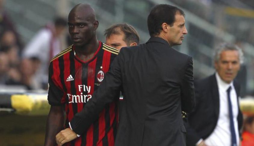 Balotelli Tak Mau Pergi