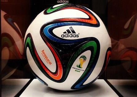 Promosi Bola Piala Dunia 2014, Adidas Bagi-Bagi Bola Gratis