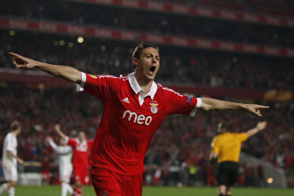 Napoli Masuk Perburuan Gelandang Benfica