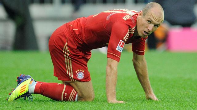 Robben Absen Lawan Plzen