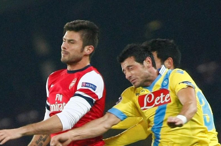 Napoli Kontra Arsenal  Masih Kacamata <!--idunk--> Babak I: Arsenal Vs Napoli
