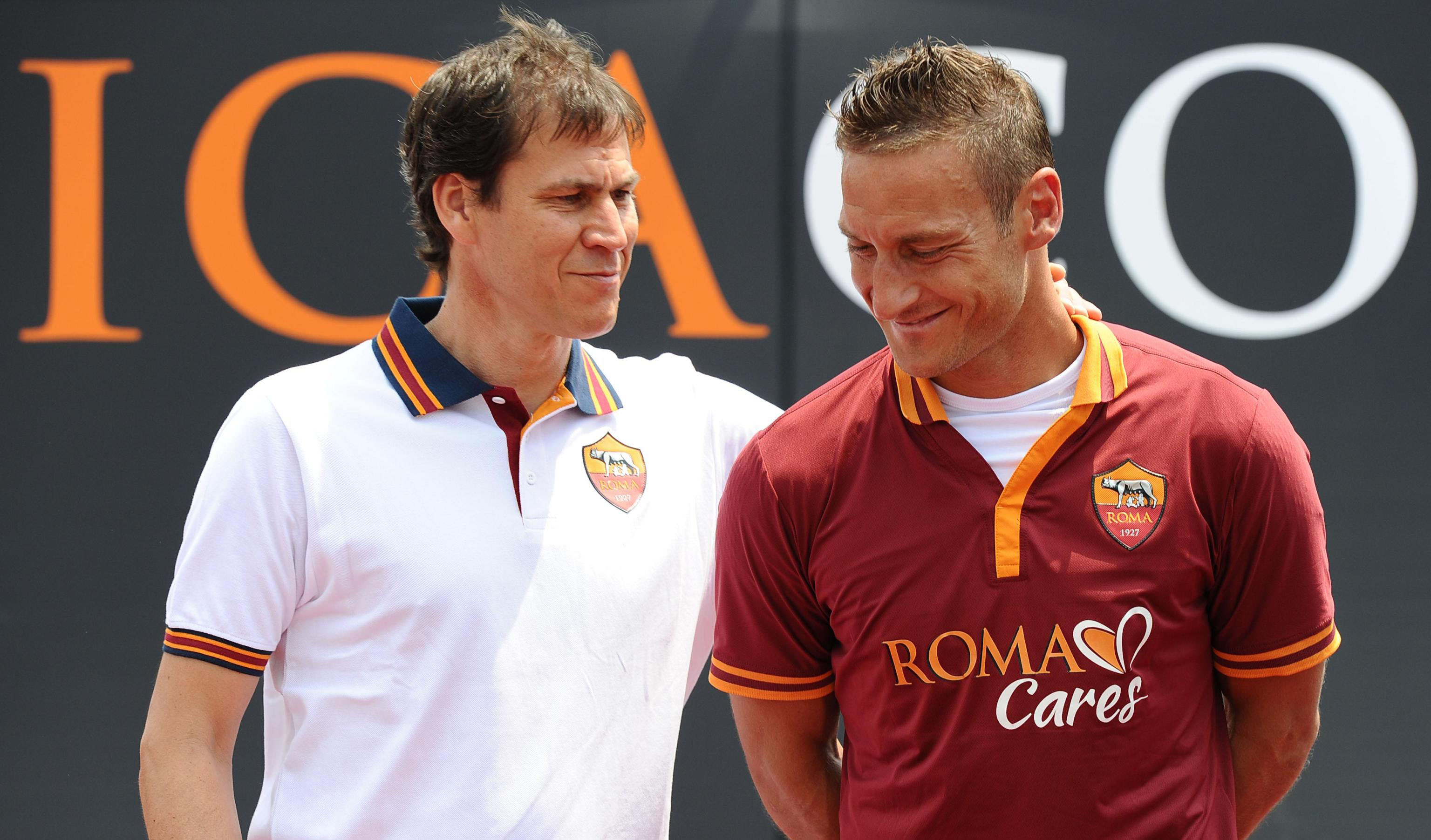 Conte: Ucapan Totti Sama Dengan Ucapan Fans di Bar