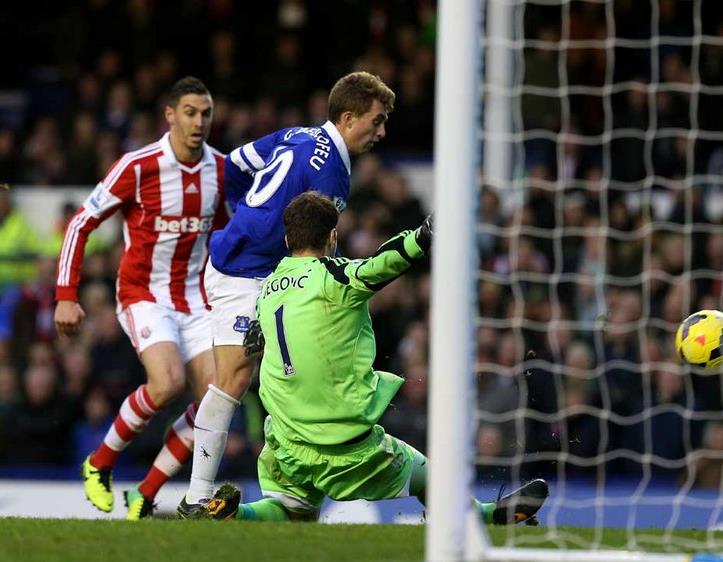 Deulofeu Impresif, Everton Bantai Stoke City