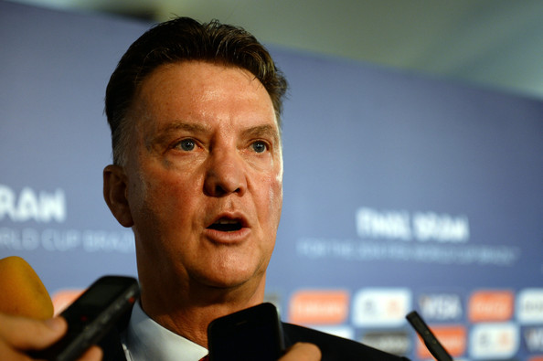 Ocehan Mourinho Bikin Louis Van Gaal Berang