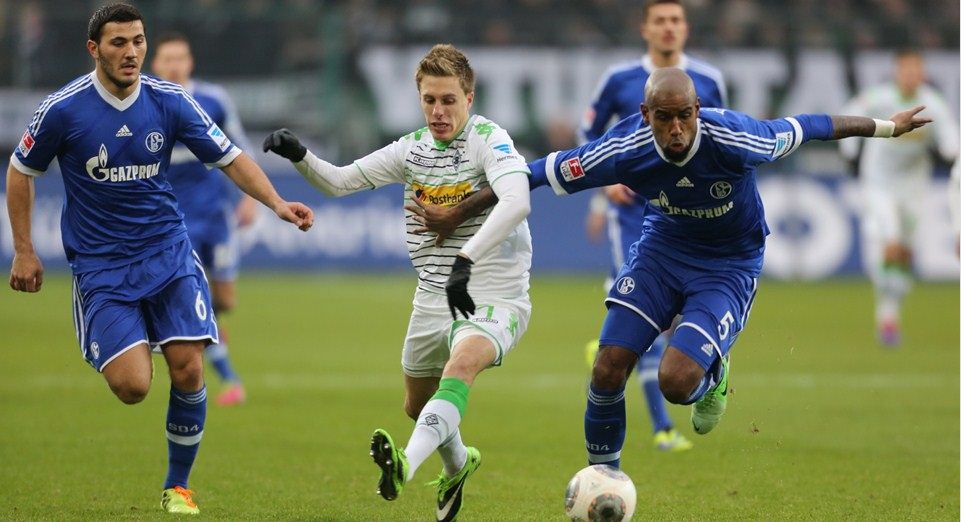 Tekuk Schalke, Moenchengladbach Tempel Ketat Dortmund