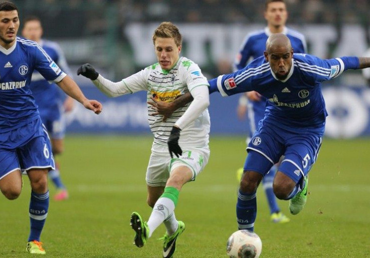 Tekuk Schalke, Moenchengladbach Tempel Ketat Dortmund