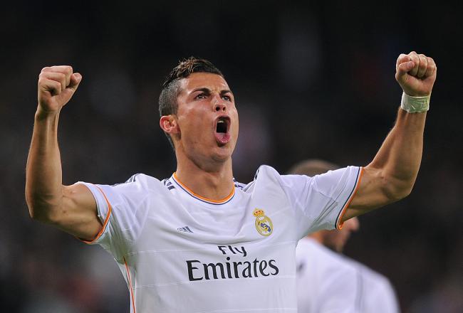 Maradona: Cristiano Ronaldo Lebih Pantas dari Lionel Messi<!--idunk-->FIFA Ballon d'Or 2013