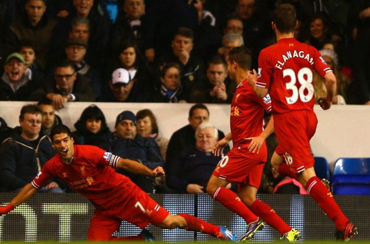 Sihir Suarez Bawa Liverpool Unggul Sementara Dari Spurs<!--idunk-->Babak Pertama Tottenham Hotspurs vs Liverpool