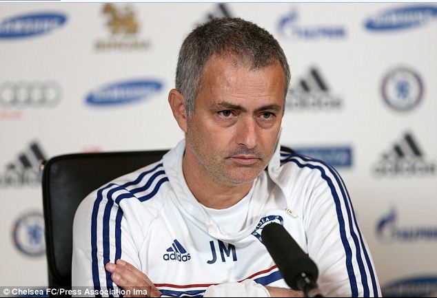 Mourinho: Penyerang Chelsea Melempem!