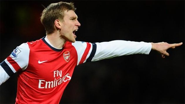 Mertesacker: Arsenal Santai Menghadapi City dan Chelsea