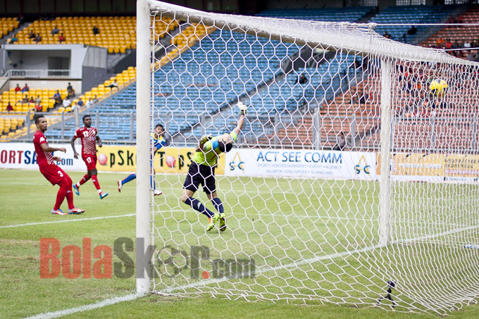 Arema Bungkam PDRM Tiga Gol Tanpa Balas<!--idunk-->Trofeo Persija 2013