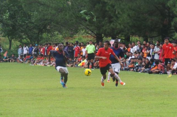 Ungguli Liberia Selection 5-3, Persija Makin Gagah
