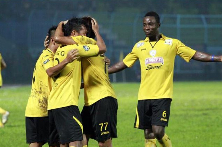 Arema Cronous Bungkam Persela Lamongan<!--idunk-->Inter Island Cup 2014