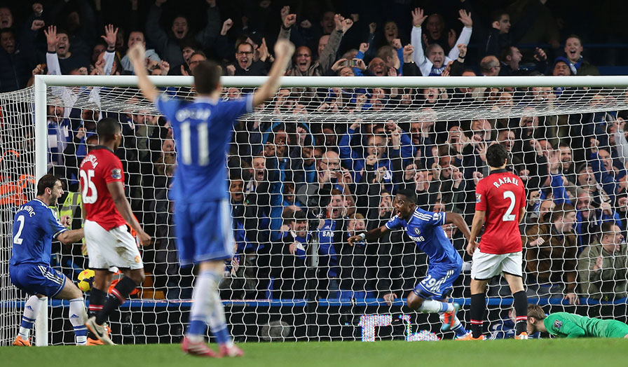 Trigol Eto'o Bawa Chelsea Bungkam Manchester United