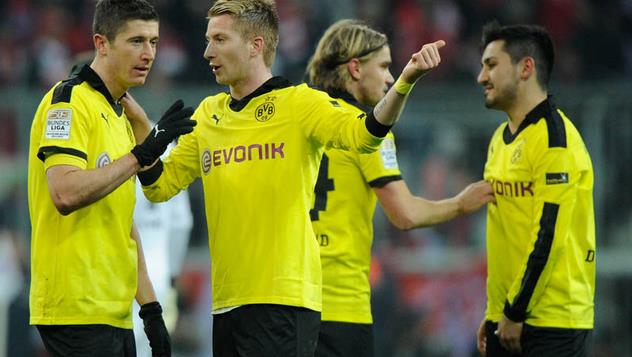 Kompetitor Kalah, Dortmund Malah Buang Peluang