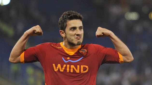 Genoa Siap Bajak Marquinho Dari Roma