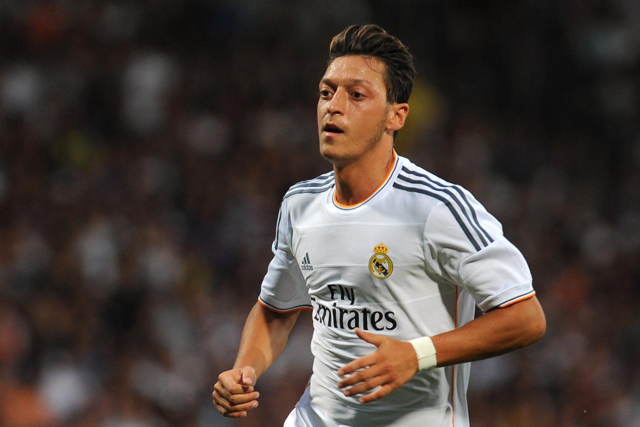 Mesut Ozil Pemain Terbaik Jerman 2013