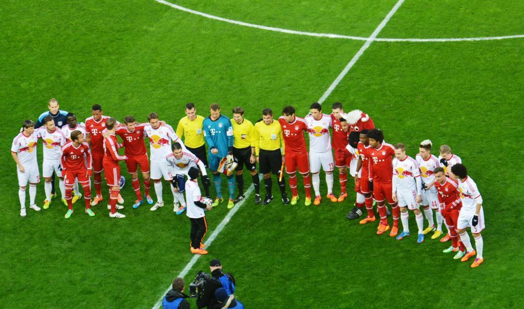 Klub Austria Bantai Bayern Muenchen 3-0<!--idunk-->Uji Coba