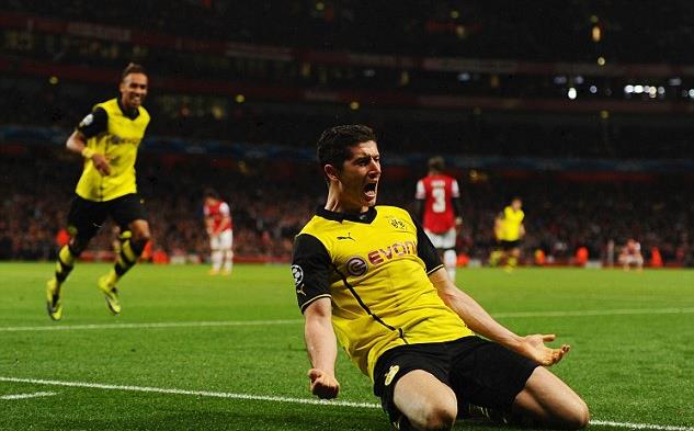 Pengganti Lewandowski Masih Rahasia