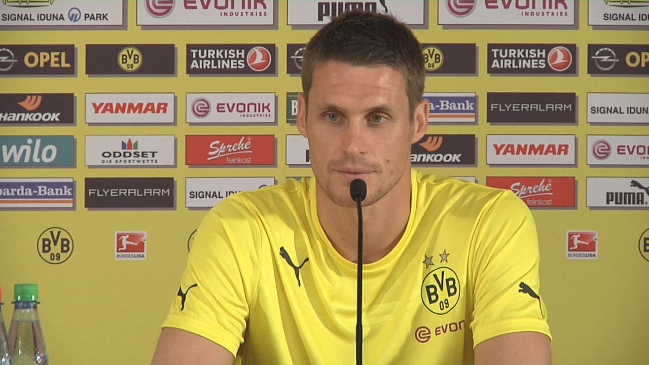 Sebastian Kehl Pesimis Dortmund Kejar Bayern