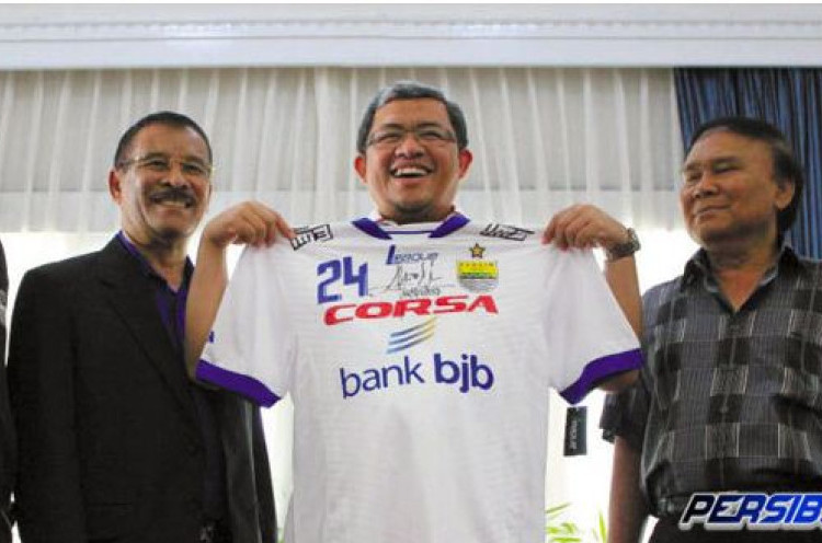 Jadi Duta Persib, Gubernur Jabar Targetkan Juara ISL 2014