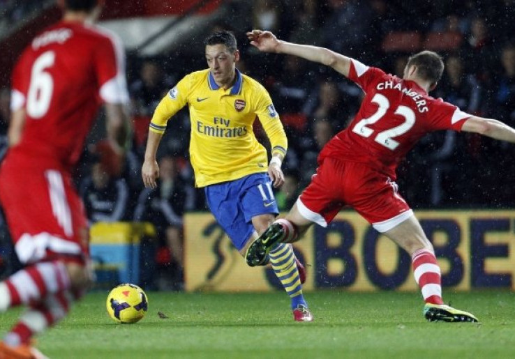 Imbang, Posisi Puncak Arsenal Terancam