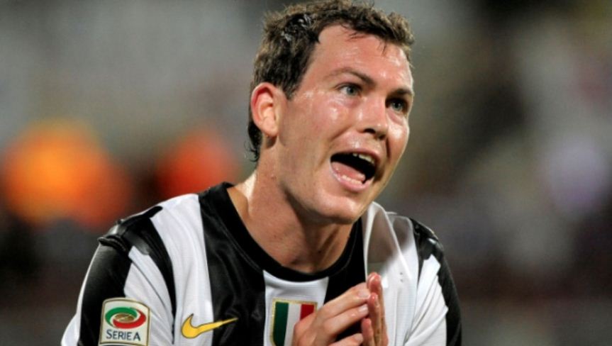 Lichtsteiner: Itu Omong Kosong, Totti!