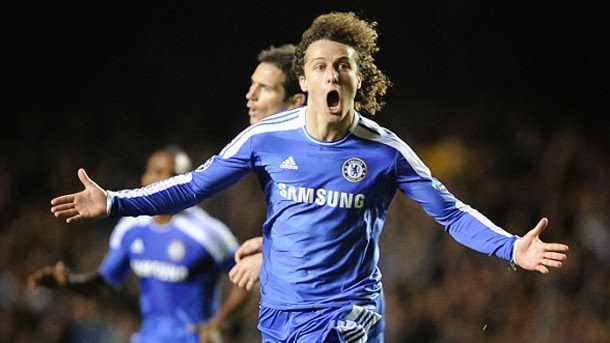 David Luiz Tak Sabar Hancurkan Manchester United