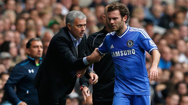 Wenger & Pellegrini Kritik Transfer Mata, Mourinho Bela MU