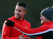 Mata Datang, Van Persie dan Rooney Pulih