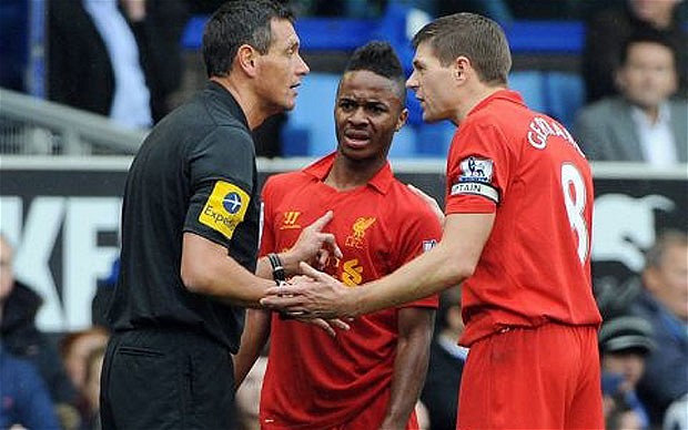 Gerrard: Sterling Sosok Pas Pengganti Walcott