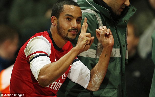 Dianggap Menghina, Wenger Bela Aksi Theo Walcott