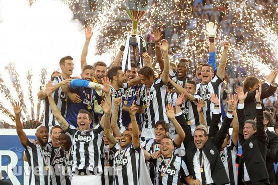 Keperkasaan Juventus<!--idunk-->Kaleidoskop Liga Italia 2013