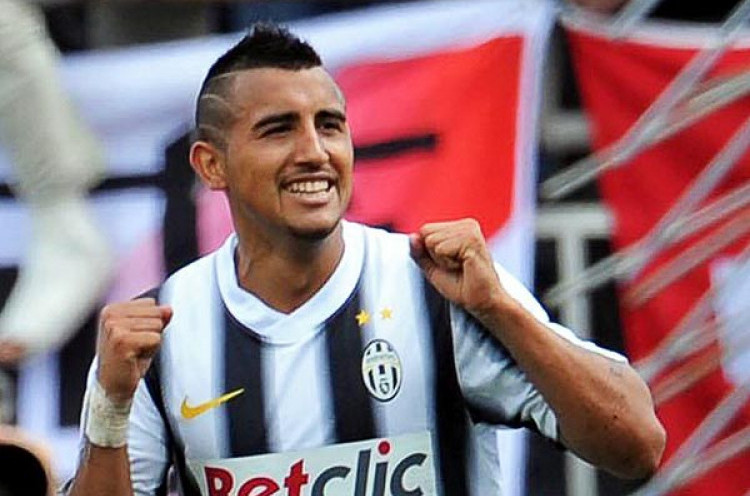 Allegri Tegaskan Vidal Bertahan di Juventus