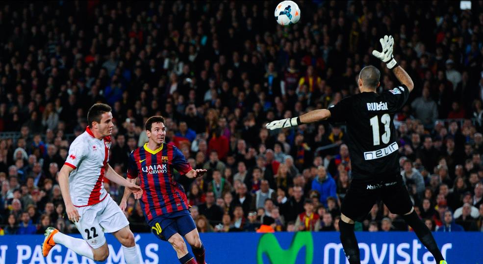 Telanjangi Rayo Vallecano, Barcelona Kembali ke Puncak