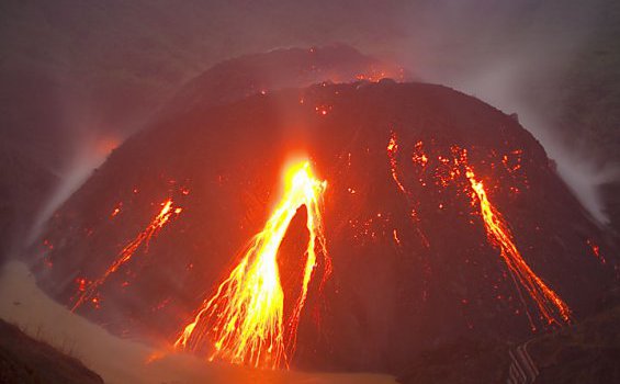 Erupsi Gunung Kelud, Tiga Laga ISL Ditunda