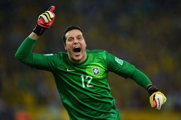 Julio Cesar Terima Pinangan Toronto FC