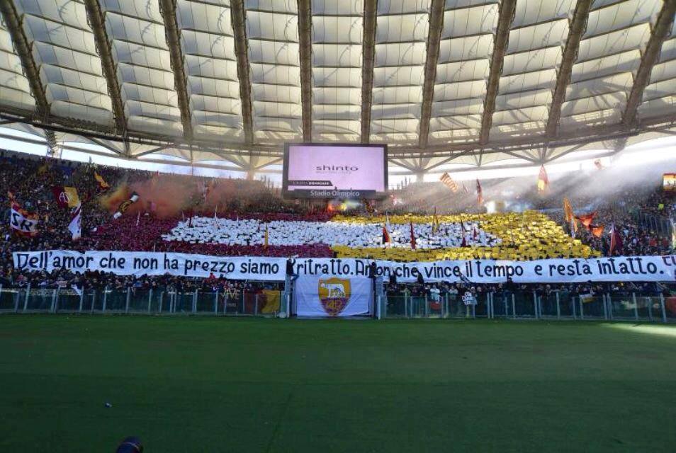 Laziale Ejek Spanduk Koreografi Ultras Roma