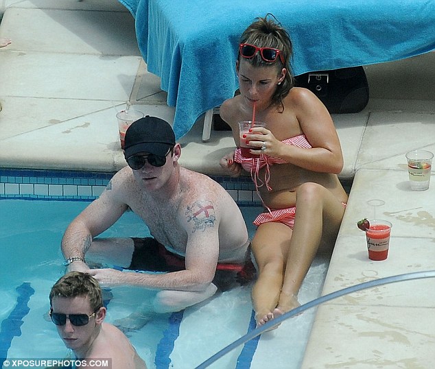 Roy Hodgson: Siapa Tiru Rooney, Saya Coret!