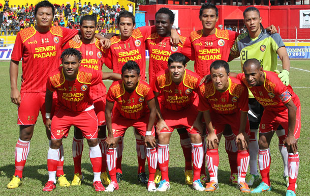 Semen Padang Sukses Curi Poin di Kandang Barito