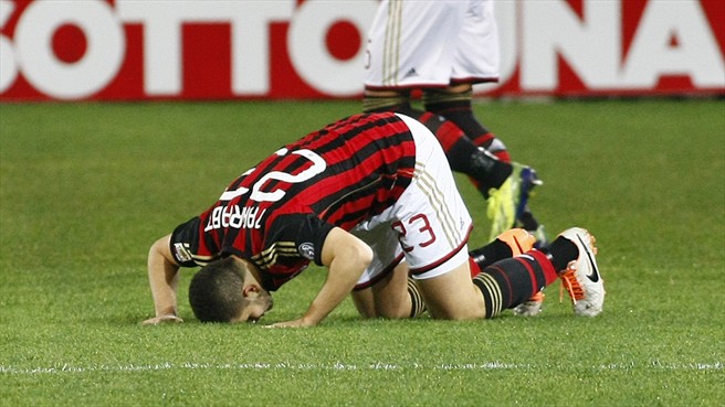 Banyak Buang Peluang, Napoli Hanya Bisa Imbang Dengan Milan<!--idunk-->Babak I