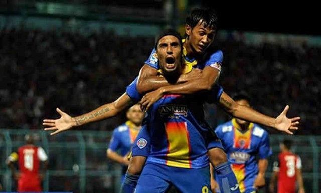 Gulung PBR 3-0, Arema Kembali ke Puncak<!--idunk-->ISL 2014